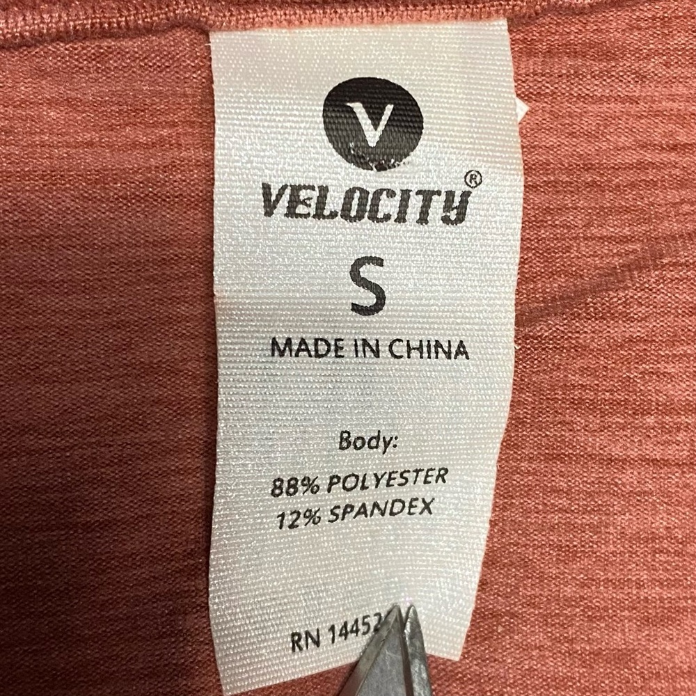 Velocity Activewear Terracotta Long Thumbhole Sleeves Top Size S #1531 - Picture 11 of 16